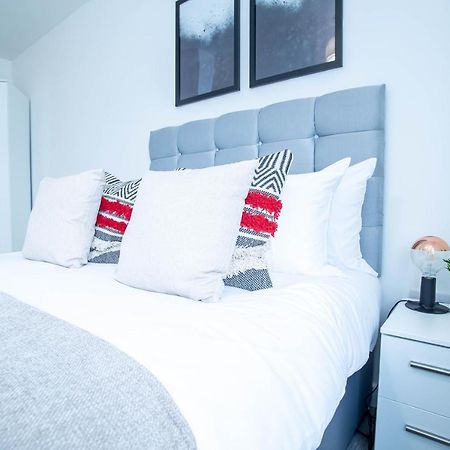 Luxury Apartments Available Next To Train Station - The Wallgate Apartments Wigan - Free Parking Eksteriør billede