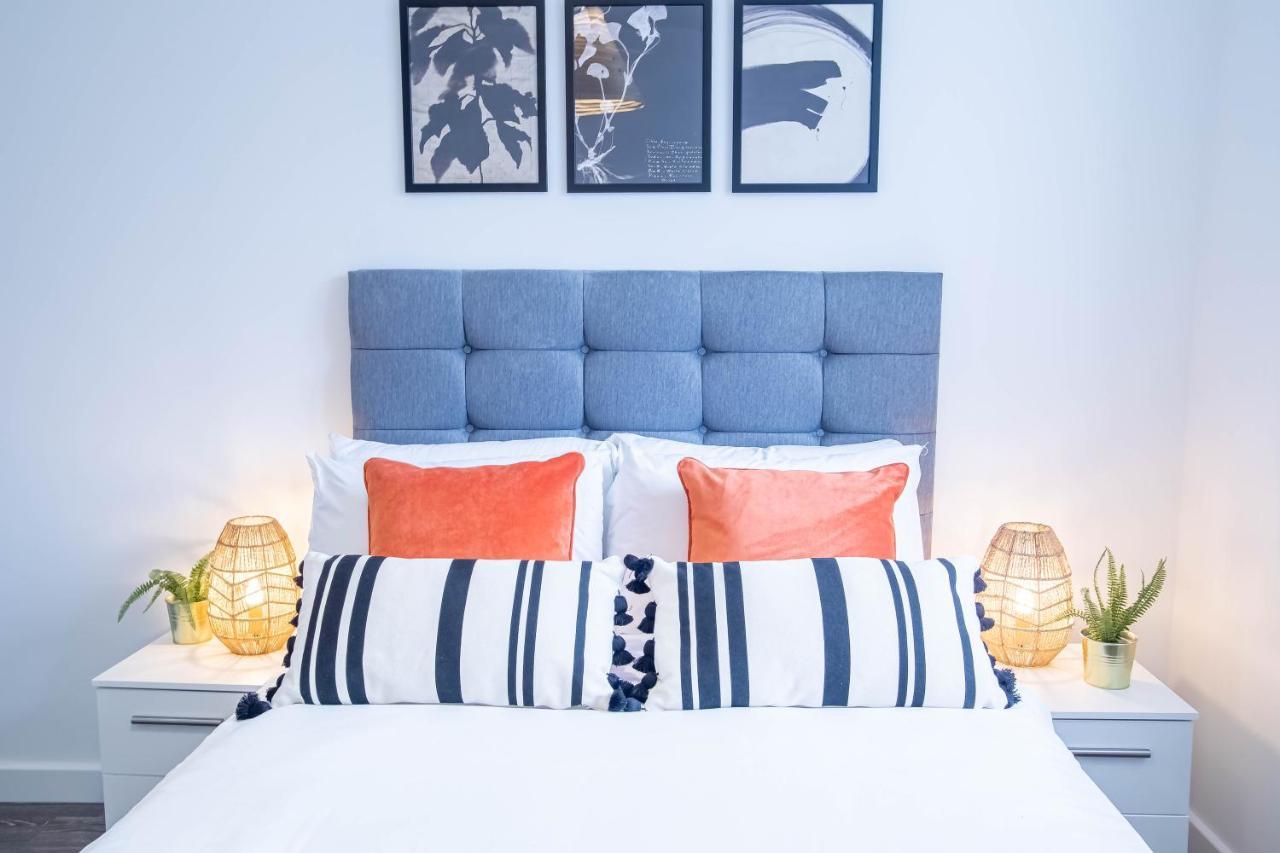 Luxury Apartments Available Next To Train Station - The Wallgate Apartments Wigan - Free Parking Eksteriør billede