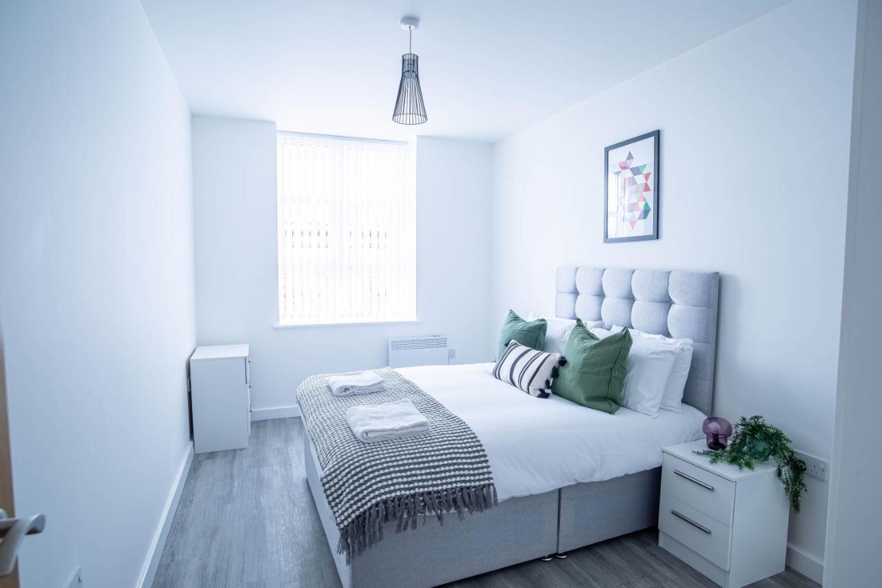 Luxury Apartments Available Next To Train Station - The Wallgate Apartments Wigan - Free Parking Eksteriør billede