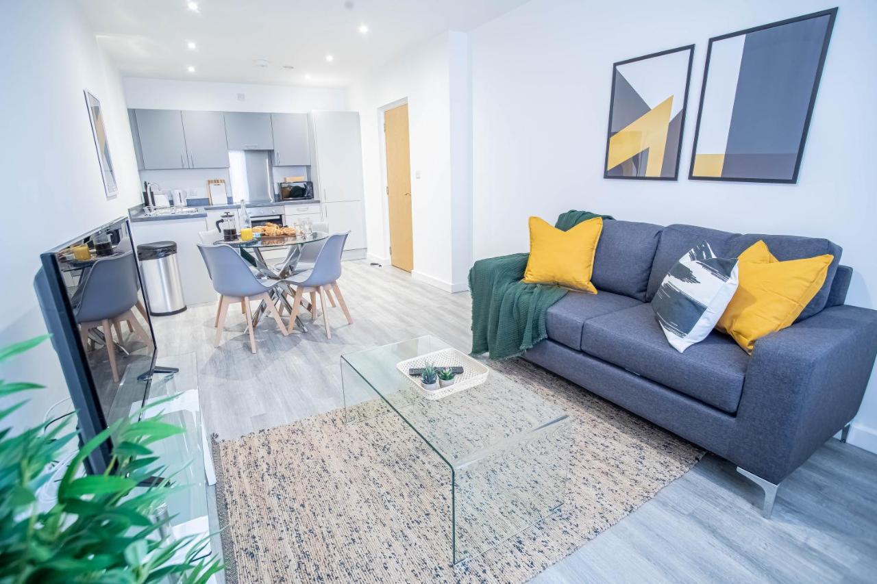 Luxury Apartments Available Next To Train Station - The Wallgate Apartments Wigan - Free Parking Eksteriør billede