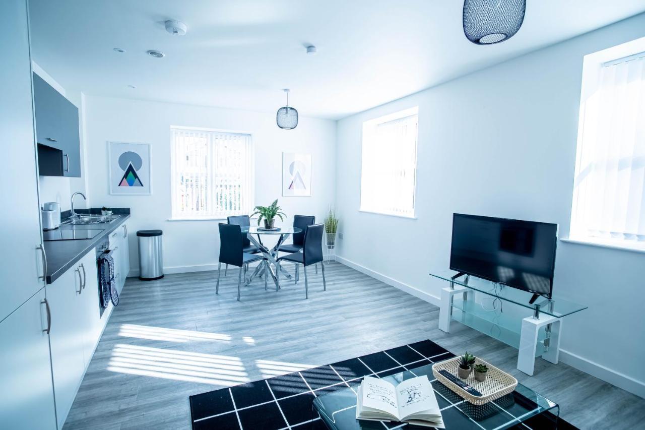 Luxury Apartments Available Next To Train Station - The Wallgate Apartments Wigan - Free Parking Eksteriør billede