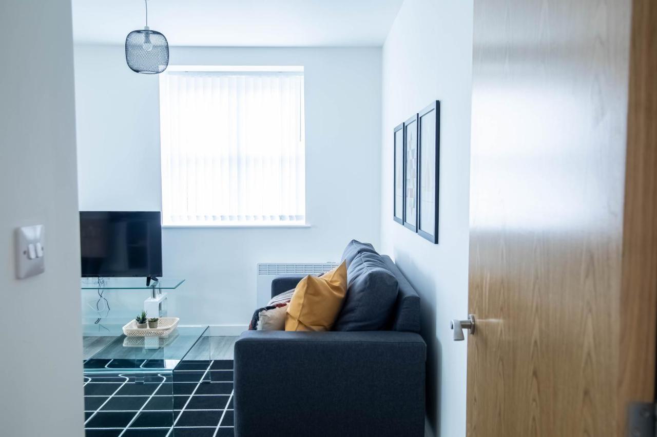 Luxury Apartments Available Next To Train Station - The Wallgate Apartments Wigan - Free Parking Eksteriør billede