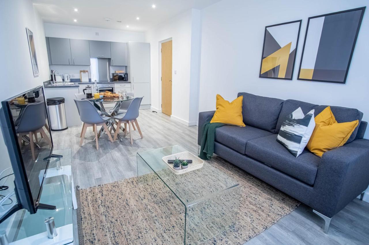 Luxury Apartments Available Next To Train Station - The Wallgate Apartments Wigan - Free Parking Eksteriør billede