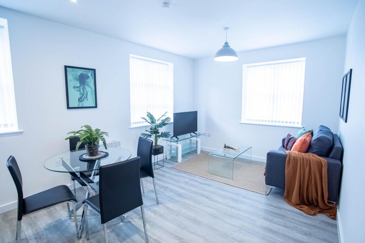 Luxury Apartments Available Next To Train Station - The Wallgate Apartments Wigan - Free Parking Eksteriør billede