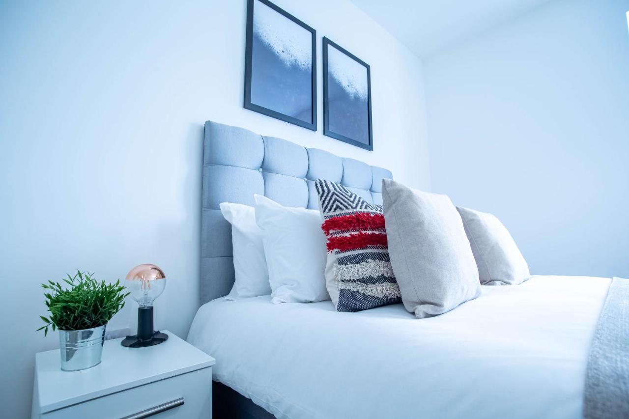 Luxury Apartments Available Next To Train Station - The Wallgate Apartments Wigan - Free Parking Eksteriør billede